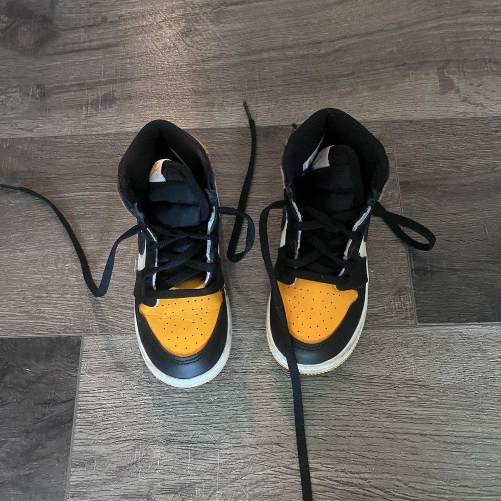 nike jordan 1 high taxi  9c